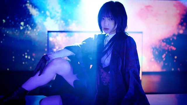 知らんけど (MV)のサムネイル